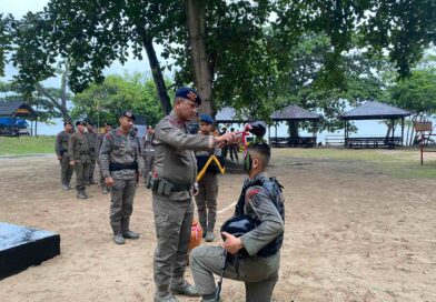 Danyon A Brimob Kaltim Pimpin Acara Tradisi Penerimaan 21 Bintara dan Tamtama Remaja