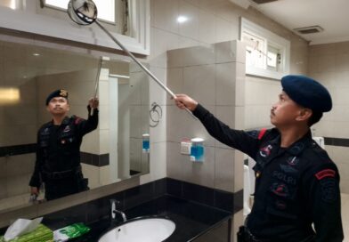 Pengamanan dan Sterilisasi Pelantikan Bupati Mahakam Ulu, Brimob Kaltim Pastikan Prosesi Berjalan Kondusif
