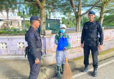 Akselerasi Penanganan Stunting, Kompi 2 Yon C Pelopor Satbrimob Polda Kaltim Gelar Jum’at Berkah