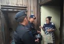 Batalyon B Pelopor Satbrimob Polda Kaltim Salurkan Bantuan Bapokting di Samarinda Seberang
