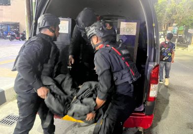 Tim Jibom Detasemen Gegana Satbrimob Polda Kaltim Evakuasi Proyektil Bom Militer Sisa PD II di Balikpapan