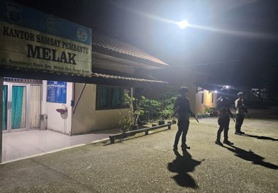 Amankan Aset Strategis, Personel Kompi 2 Batalyon B Pelopor Brimob Kaltim Jaga Kantor Samsat dan SPPG Kutai Barat