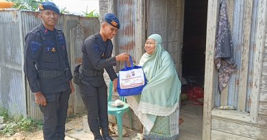 Sentuhan Kemanusiaan di Berau, Brimob Batalyon C Pelopor Salurkan Bantuan Berkah bagi Warga Rinding