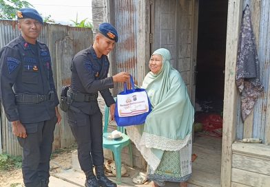 Sentuhan Kemanusiaan di Berau, Brimob Batalyon C Pelopor Salurkan Bantuan Berkah bagi Warga Rinding